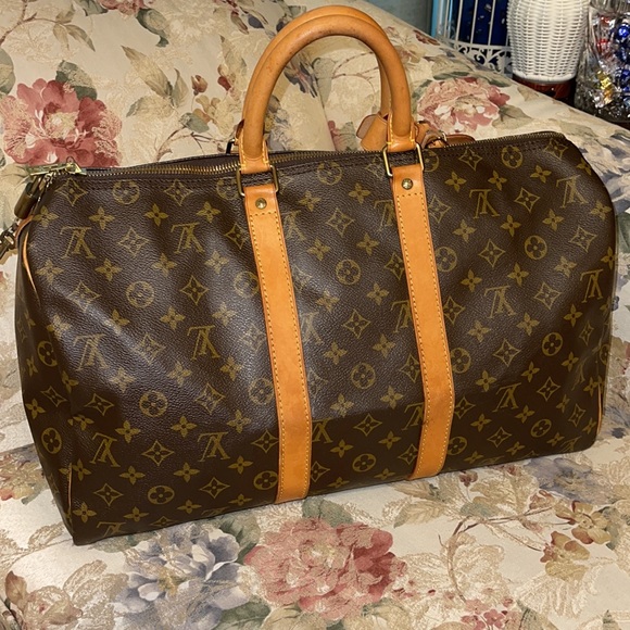 (Sale Sale Sale for this weekend) Authentic Louis Vuitton Keepall 45 - Picture 3 of 17